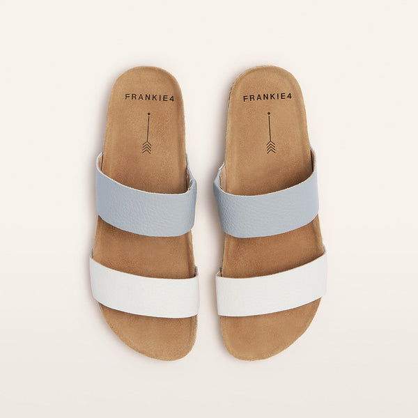 Maria III Soft White/Bluish