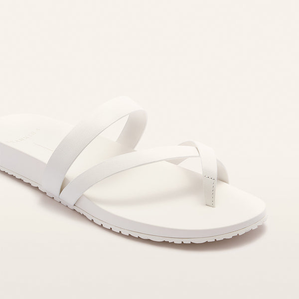 Isla Soft White