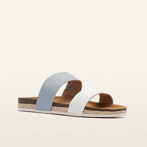 Maria III Soft White/Bluish