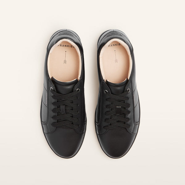 Jackie V Black/Black