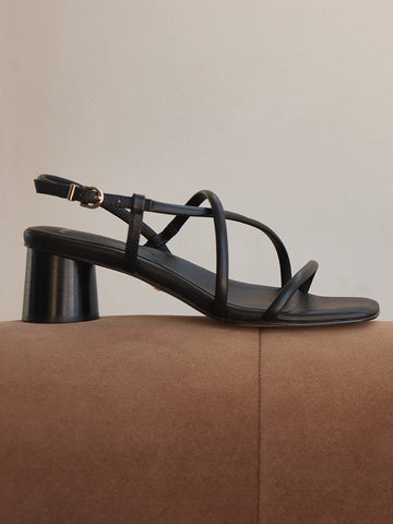 <p><em>Heels</em></p>