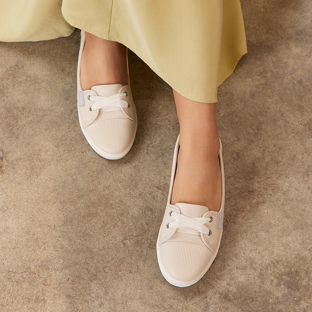 Women's Neutral Sneakers