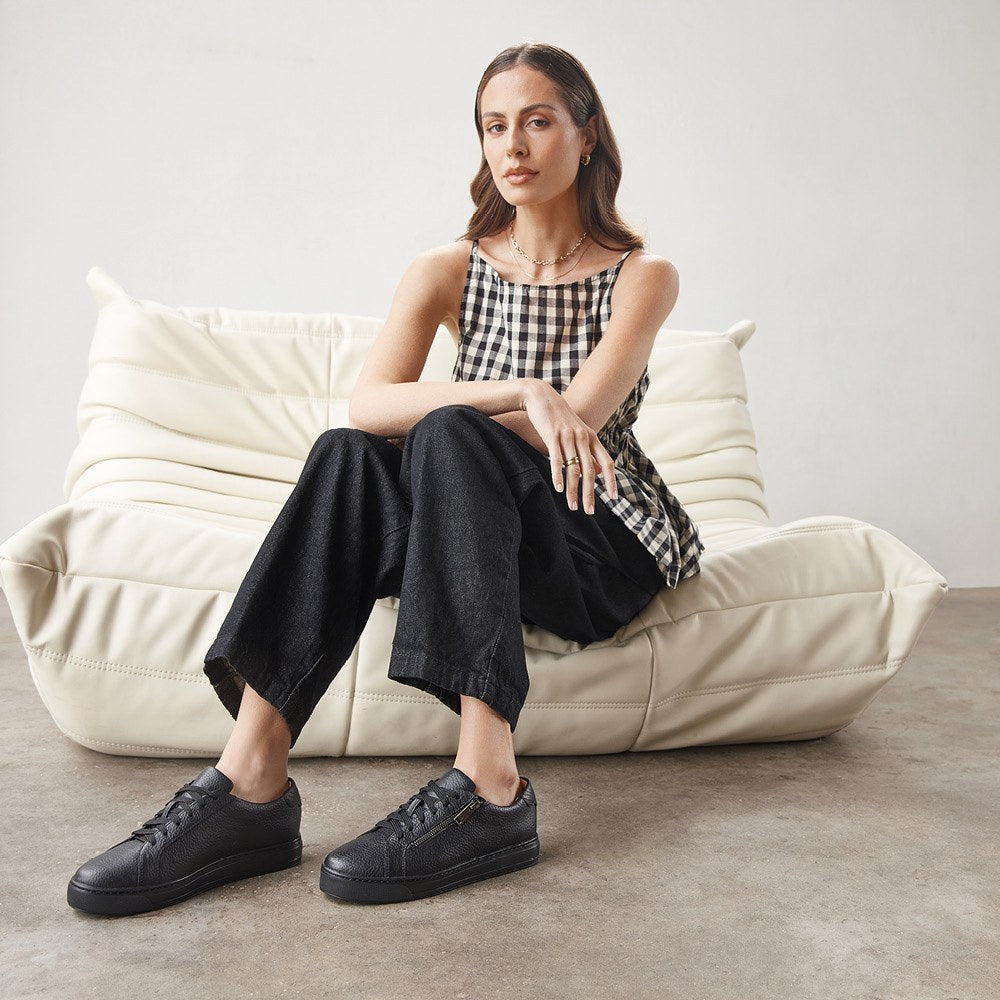 Women's Black Sneakers