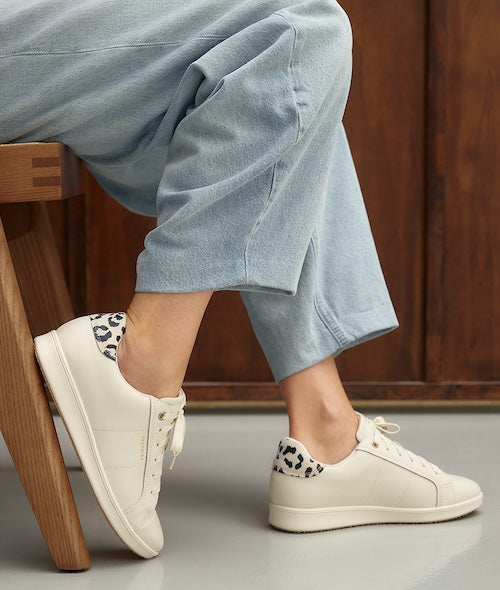 Women's Sneakers