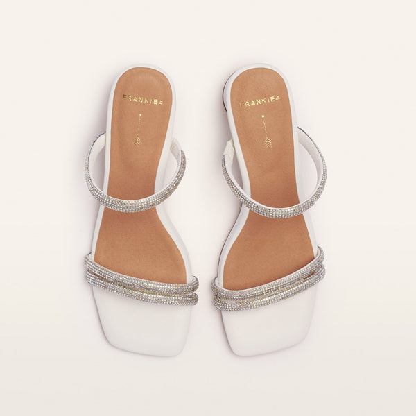 Robbie Soft White Crystal