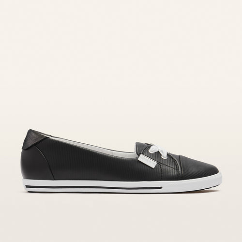 Hannah III Black Emboss
