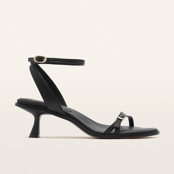 Jolie Black