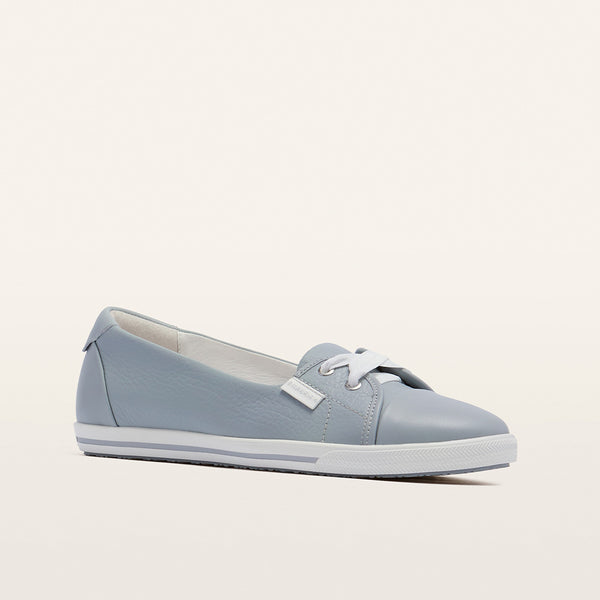 Hannah III Bluish Tumbled