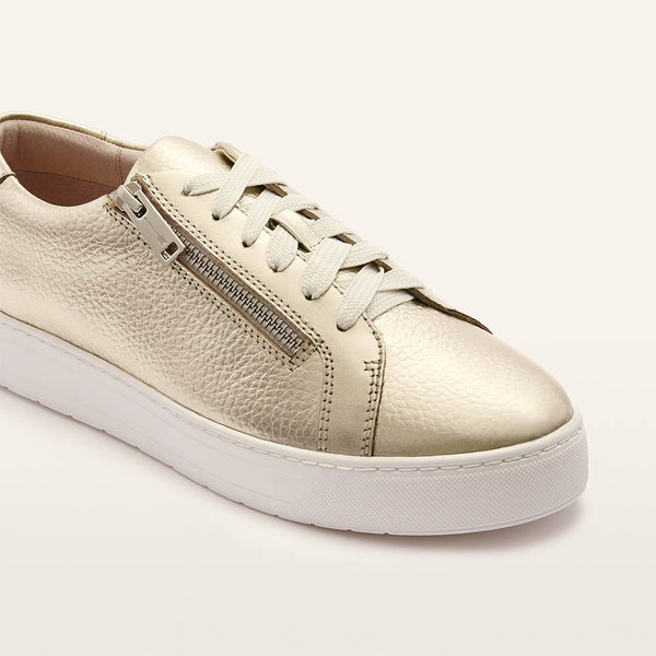 Billie II White Gold Tumbled