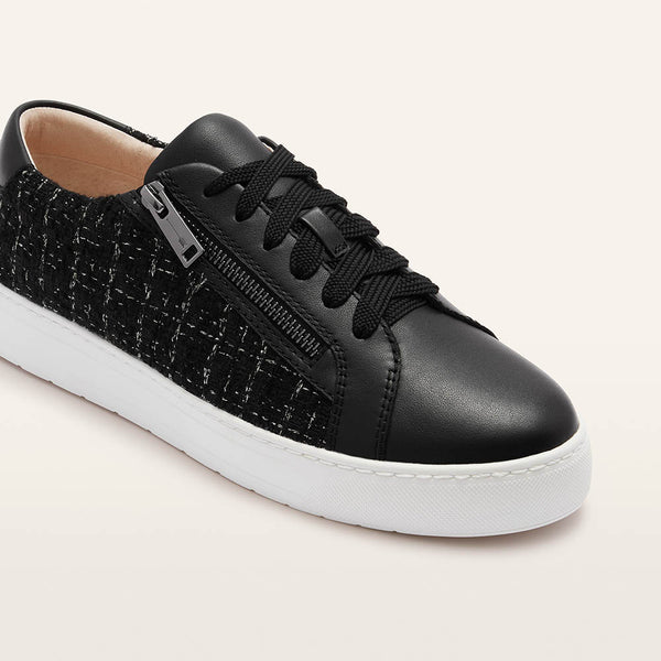 Billie II Black Tweed