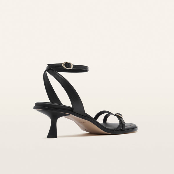 Jolie Black