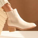 <p>Boots</p>