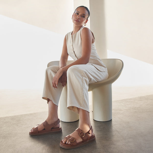 Thompson II Rich Tan