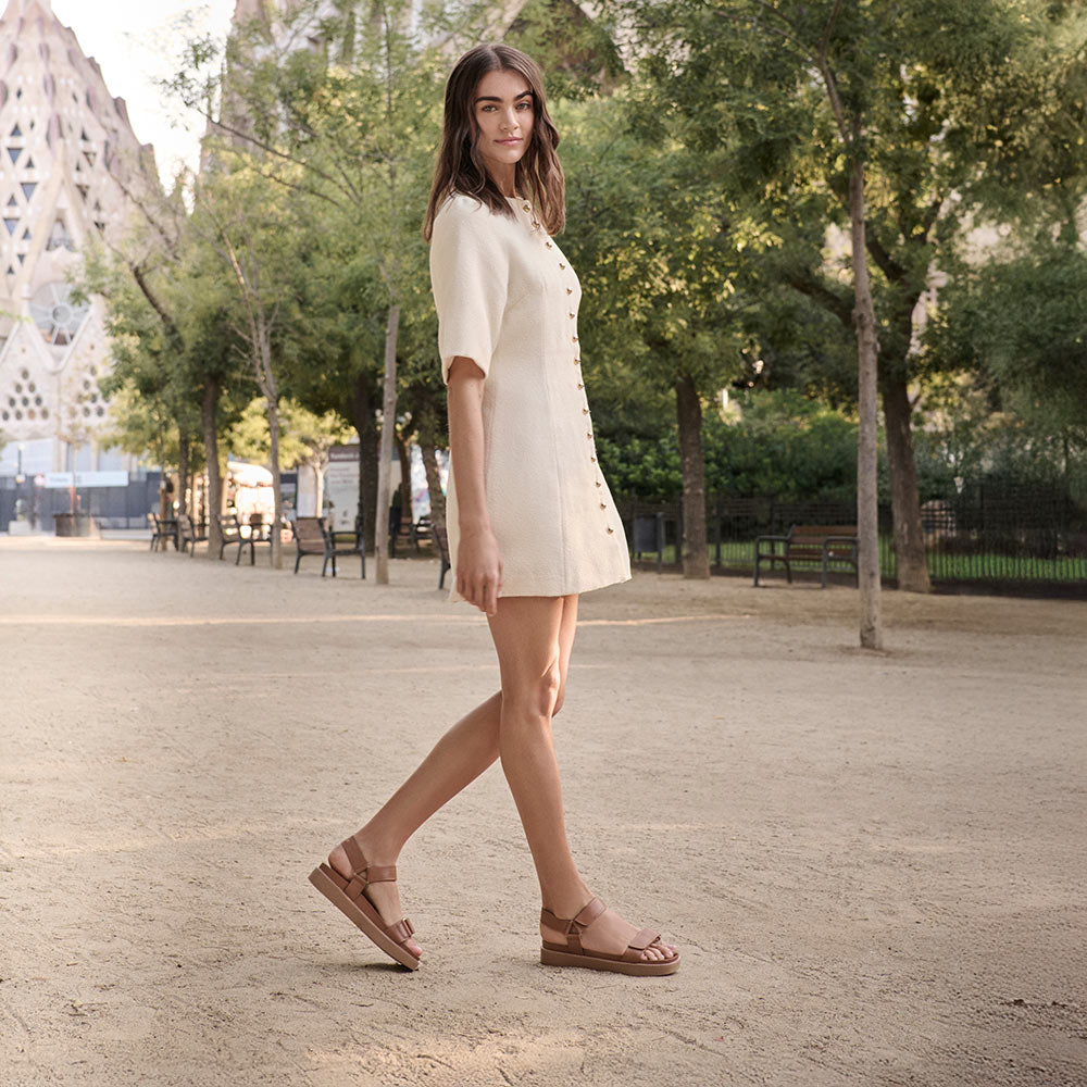 Zane Tan Women's Flat Sandal | FRANKIE4