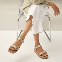 <p>Sandals</p>